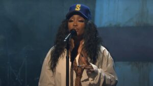 SZA Reveals ‘S.O.S.’ Release Date, Performs “Blind” and “Shirt” on ‘SNL’