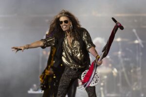 Steven Tyler is sick; Aerosmith cancels second Vegas show