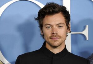 Why critics are upset by Harry Styles' Gucci campaign