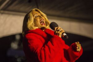 Darlene Love puts an end to Christmas feud with Mariah Carey