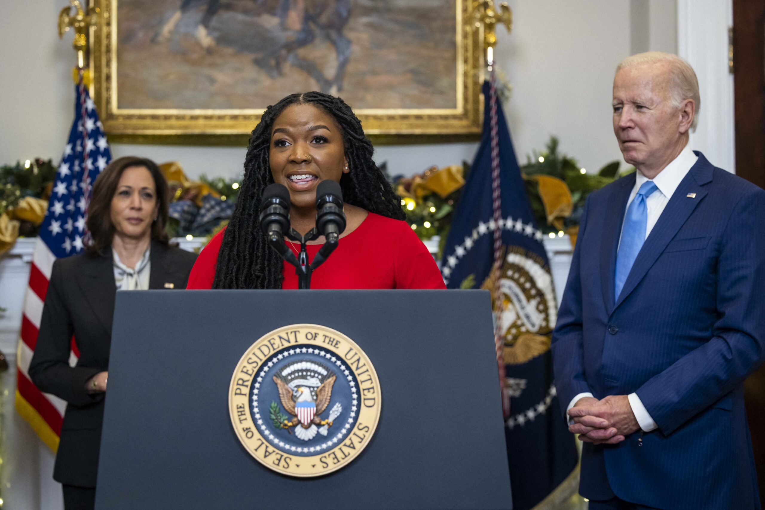 United States President Joe Biden, alongside Cherelle Griner, prepares to announce a prisoner exchange with Russia from the Roosevelt Room of the White House in Washington, DC, USA, 08 December 2022.United States President Joe Biden, alongside Cherelle Griner, prepares to announce a prisoner exchange with Russia from the Roosevelt Room of the White House in Washington, DC, USA, 08 December 2022.