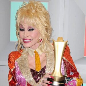 Dolly Parton joins TikTok - Music News