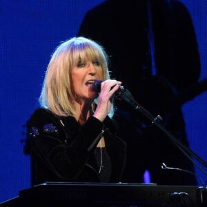 Fleetwood Mac's Christine McVie dies - Music News