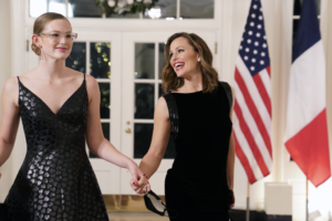 Actress Jennifer Garner and her daughter Violet arrive for the White House state dinner for French President Emmanuel Macron at the White House