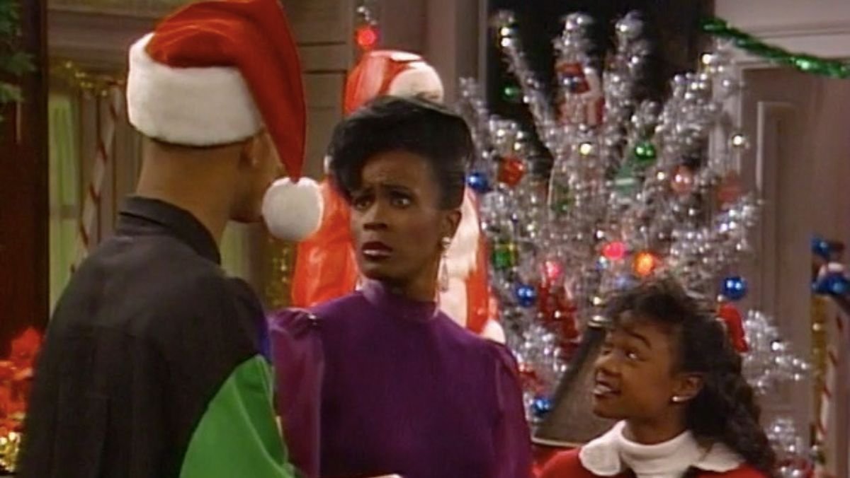 aunt viv, will and ashley in deck the halls episode christmas