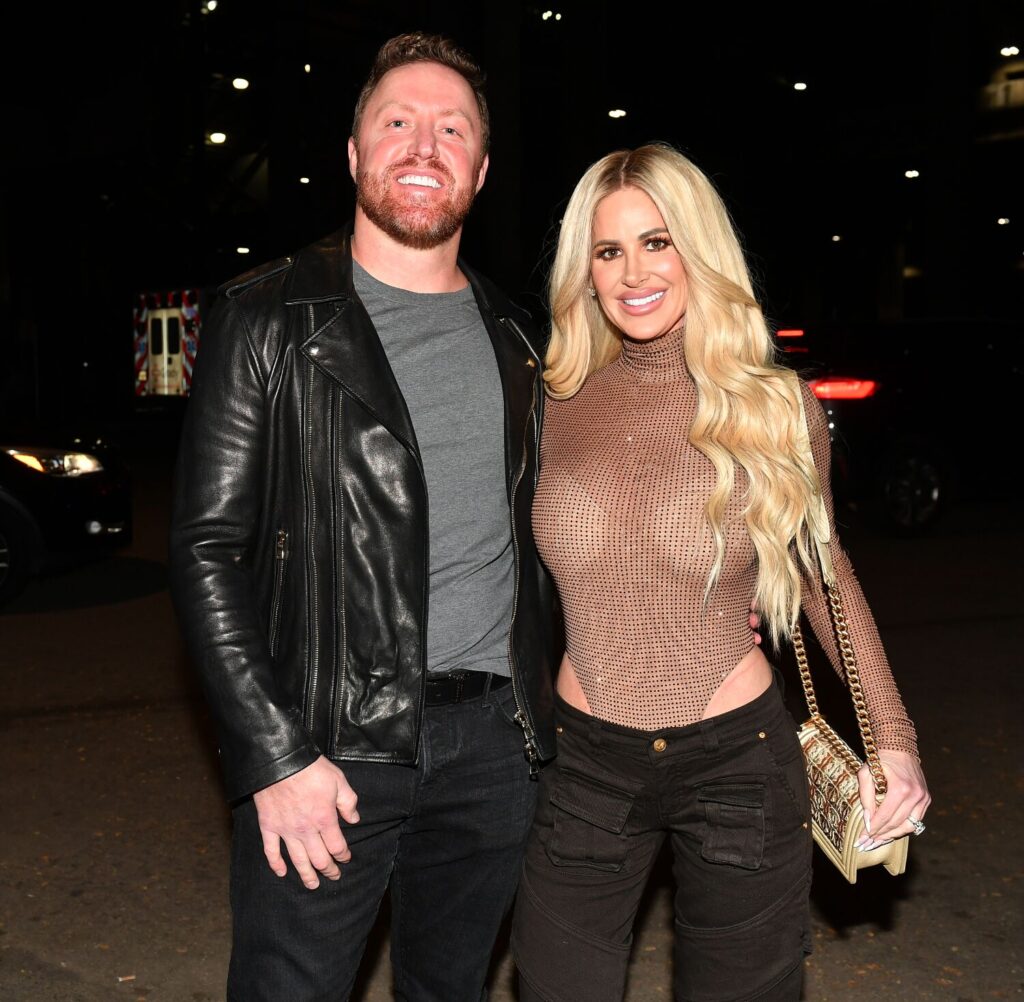 Kim Zolciak can rest easy: Home-foreclosure auction is off