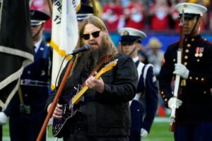 Chris Stapleton performs the national anthem before Super Bowl 2023 on Sunday.