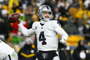 Derek Carr Could Potentially Make $40 Million Simply By Waiting
