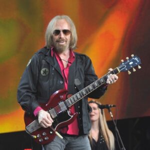 Heartbreakers' Mike Campbell still grieving for Tom Petty - Music News