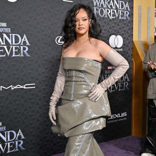 Rihanna 'doesn't have an update' on new music right now - Music News