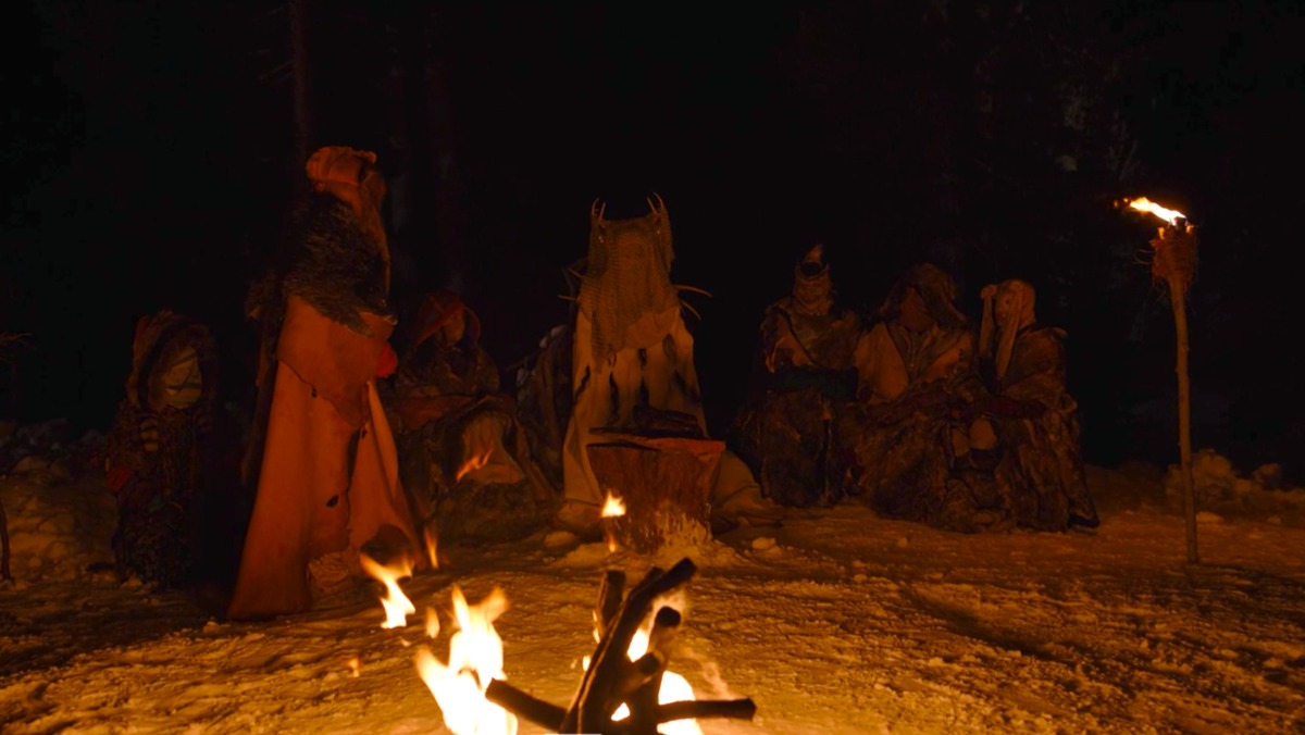 Yellowjackets is a queer show - the tribe of women by the fire dressed in arcane clothes