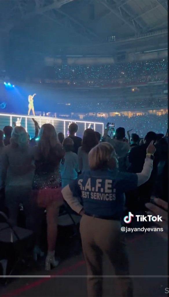 Dancing security guard steals the show at a Taylor Swift concert