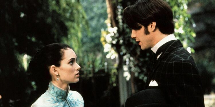 winona and keanu staring at each other