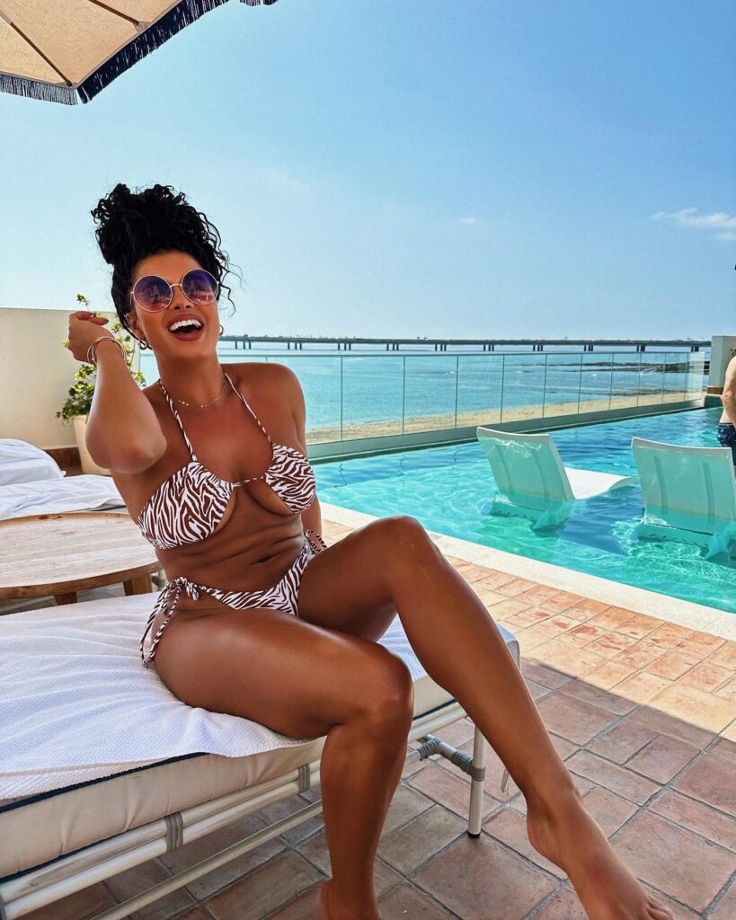 Joy Taylor has wowed fans with her latest vacation snaps