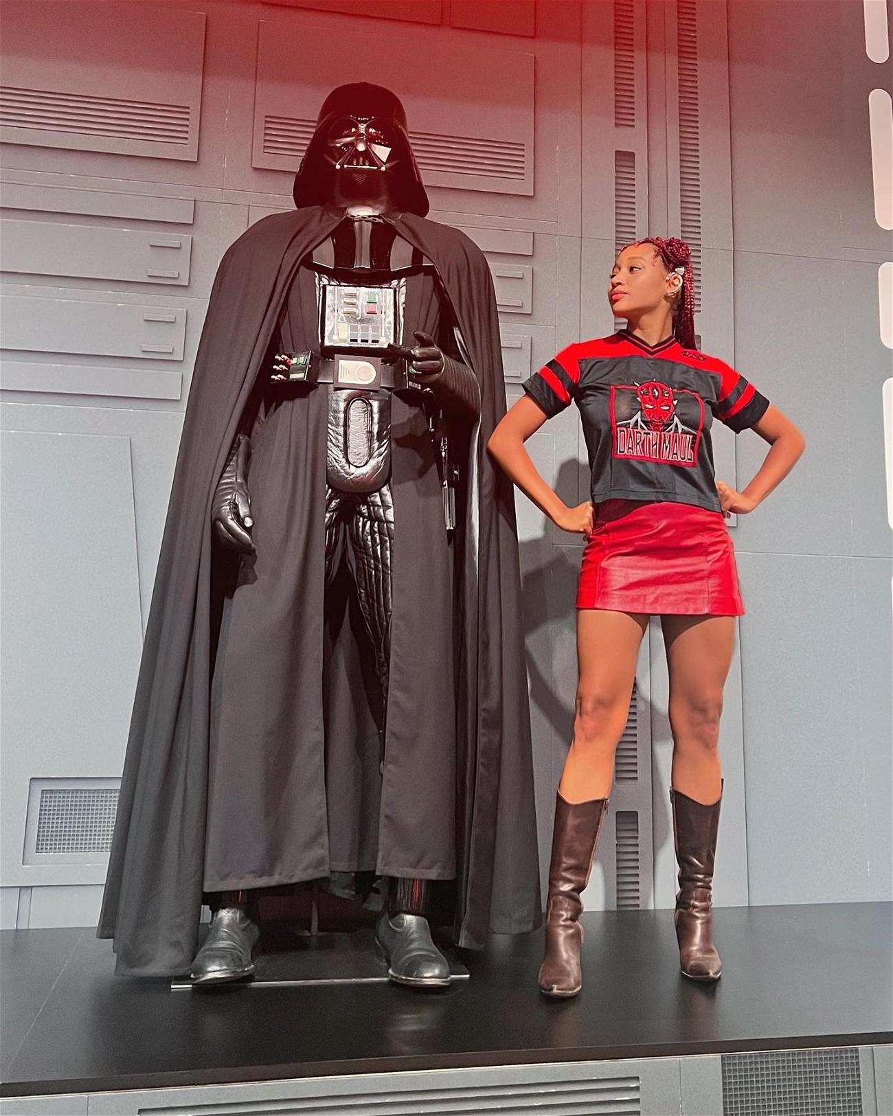 Amandla Stenberg with a Star Wars character