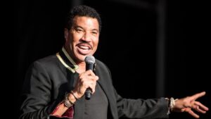 Lionel Richie Announces Tour with Earth Wind & Fire