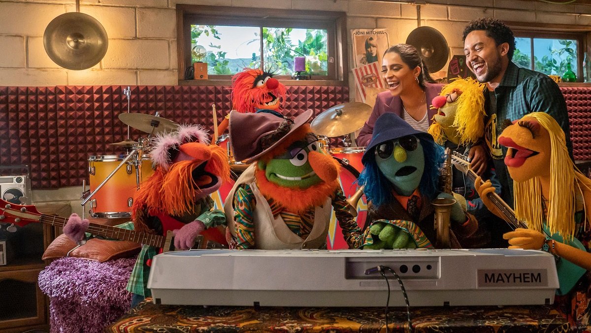 The Electric Mayhem get back together to play some jams in the new Disney+ series Muppets Mayhem.