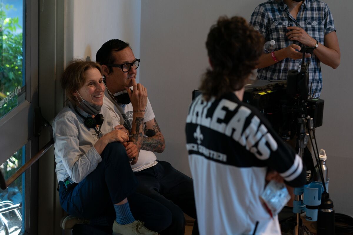 Kelly Reichardt behind the scenes of "Showing Up"