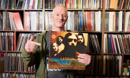 ‘I will now sell five copies of False Lankum by Lankum’