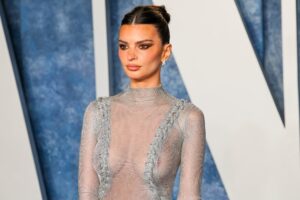 BEVERLY HILLS, CALIFORNIA - MARCH 12: (EDITOR'S NOTE: Image contains partial nudity.) Emily Ratajkowski attends the 2023 Vanity Fair Oscar Party Hosted By Radhika Jones at Wallis Annenberg Center for the Performing Arts on March 12, 2023 in Beverly Hills, California. (Photo by Leon Bennett/FilmMagic)