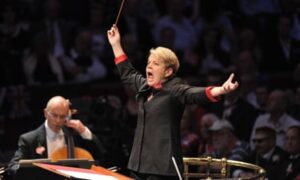 Marin Alsop conducts 2015’s Last Night of the Proms.