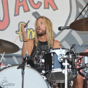 Foo Fighters announce first album since Taylor Hawkins's death - Music News