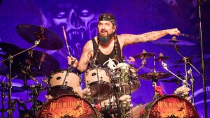 Mike Portnoy Quits Twitter Over New Blue Check Verification Policy