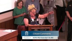 'SNL' Alum and Homophobe Victoria Jackson Rails on Homosexuality at City Meeting