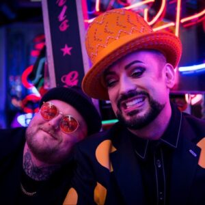 The Lottery Winners singer was 'panicking in his boxers' after accidentally hanging up on Boy George - Music News