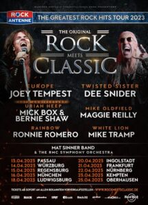 Watch DEE SNIDER, JOEY TEMPEST And MIKE TRAMP Perform In Würzburg, Germany During This Year's 'Rock Meets Classic' Tour