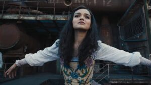 Lucy Gray Baird curtsies in the trailer for The Hunger Games prequel