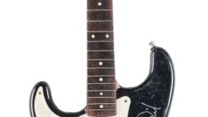 cobain stratocaster auction