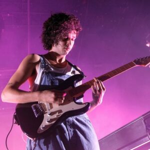 Matty Healy spotted at Taylor Swift concert amid dating rumours - Music News