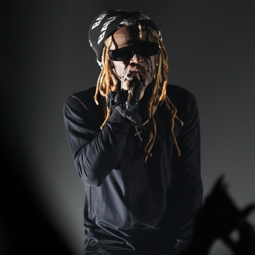 'We work too hard for this': Lil Wayne cuts set short due to lack of enthusiasm for his special guests - Music News
