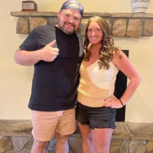 Gary Shirley and his wife Kristina posed in casual outfits for a new photo that showed off their shocking weight loss transformations