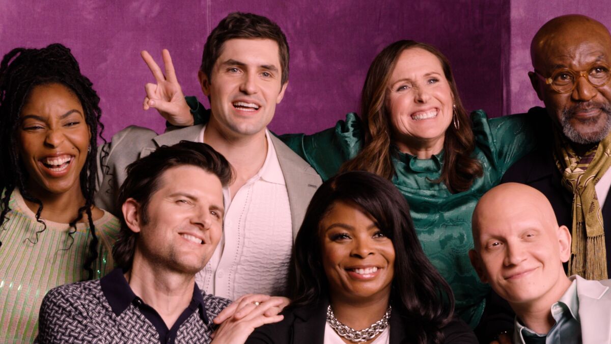  Jessica Williams, Adam Scott, Phil Dunster, Janelle James, Molly Shannon, Anthony Carrigan and Delroy Lindo.