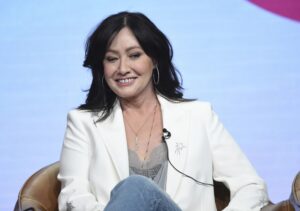 Shannen Doherty says breast cancer spread to brain