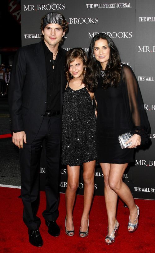 Ashton Kutcher, Tallulah Willis, and Demi Moore at the premiere of 
