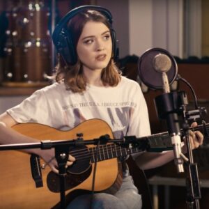 Maisie Peters becomes youngest British female solo artist in almost a decade to score Number 1 album - Music News