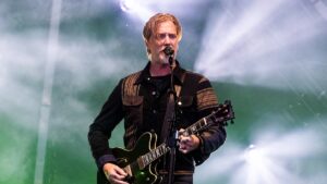 Queens of the Stone Age's Josh Homme Reveals Recent Cancer Battle