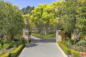 Rod Stewart Seeks $70 Million For His 3-Acre Beverly Park Compound