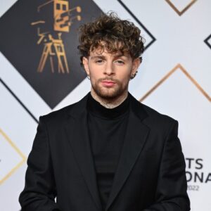 Tom Grennan gets 'anxiety poos' before going onstage - Music News