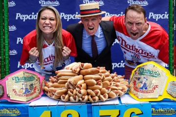 Live updates from the 2023 Nathan's Hot Dog Eating Contest on Coney Island