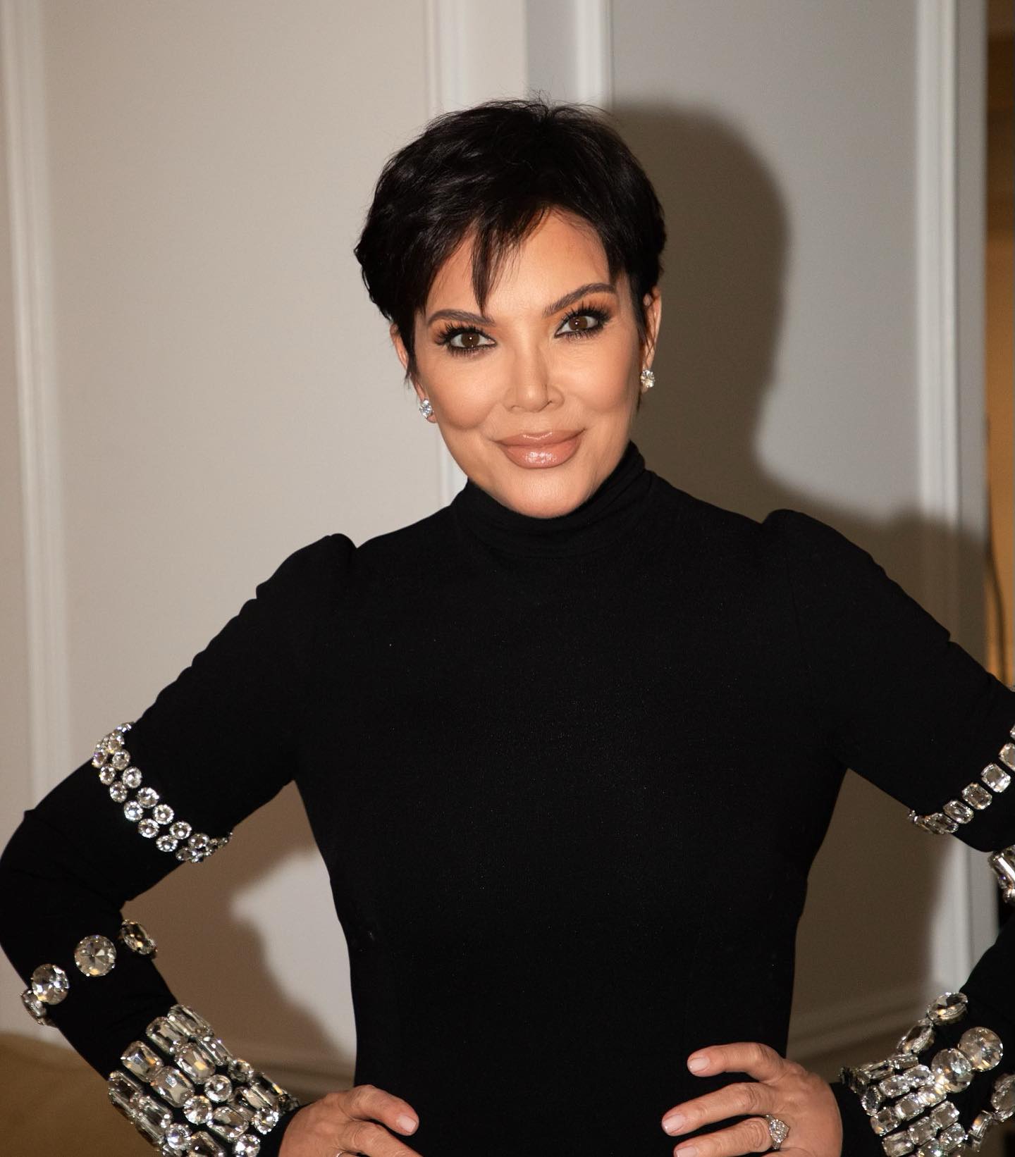 It's rare to catch the Kardashian matriarch without a full face of makeup and filters