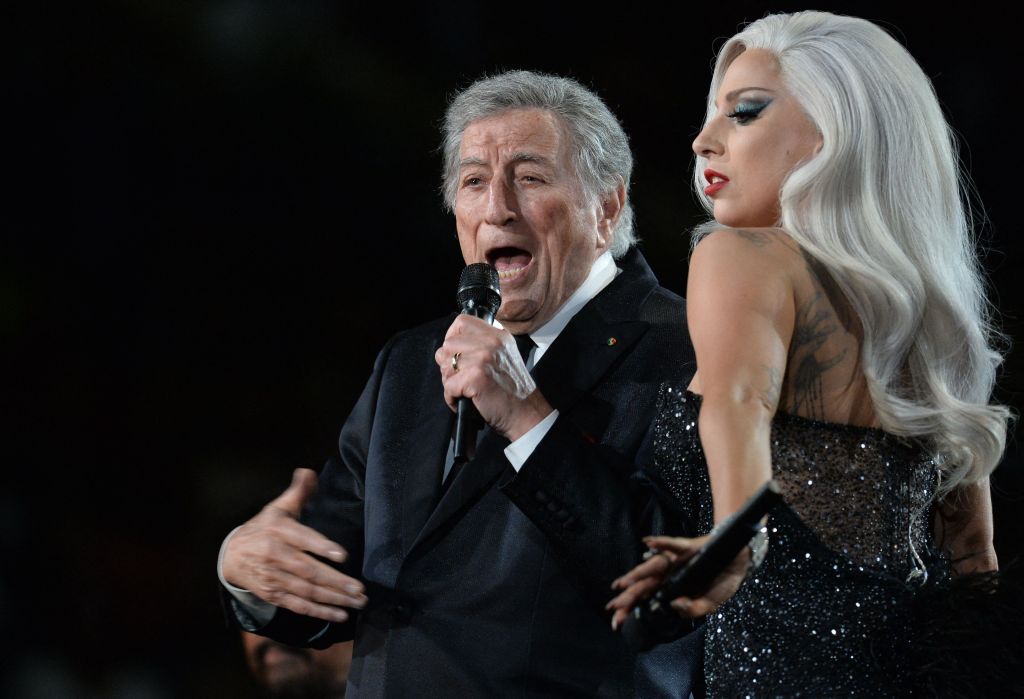 Tony Bennett and Lady Gaga at 2015 Grammys.