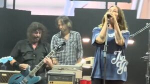 Foo Fighters and Alanis Morissette Cover Sinead O'Connor's "Mandinka"