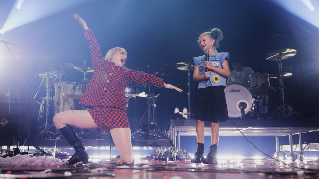 Paramore Sing "Misery Business" with 9-Year-Old Fan