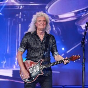 Sir Brian May listens to Avril Lavigne and Pink in the car - Music News