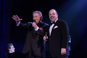 Tony Bennett and Billy Joel at the 2002 Grammys.
