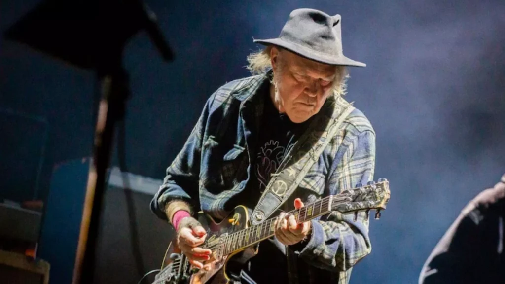 Neil Young, photo by Debi Del Grande